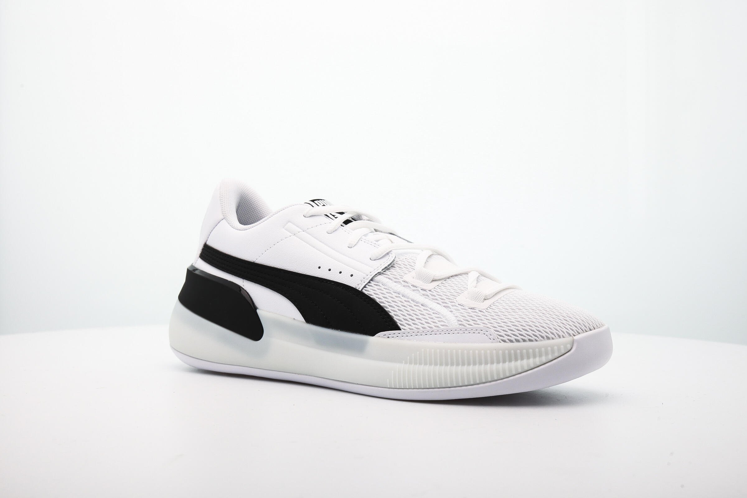 Puma clyde hardwood uk best sale